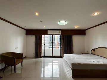 Spacious 3-Bed Condo Regent on the Park 1 Sukhumvit 26