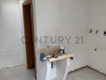 De Venta Casa en conjunto. Sector Santa Lucía-Collaloma