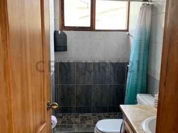 De Venta Casa en conjunto. Sector Santa Lucía-Collaloma