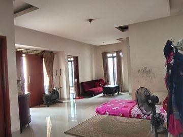 Rumah LT 300 Hook 5 Menit ke Stasiun Serpong 2 Lt Dibantu KPR J-28842