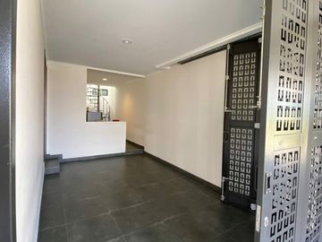 RUMAH MEWAH 2L DI BANDUNG ASRI TEPI DANAU CLUBHOUSE DEKAT TOL BUAHBATU