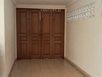 Rumah Tinggal 2 Lt Dekat RS Dan Pintu Tol Di Kayu Putih S8624