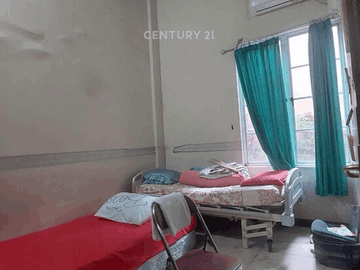 Rumah Besar Dan Luas Di Perum Curug Indah Cipinang Melayu S8326
