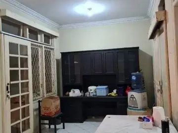 DIJUAL RUMAH SEMI FURNISH 2LANTAI DI PERUM ERAMAS 2000 JAKARTA TIMUR