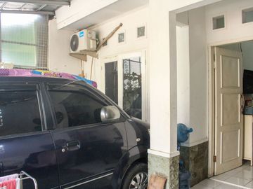 Rumah 2 Lt Asri di Depok 15 Mnt ke RS Citra Medika Harga Nego J-24643