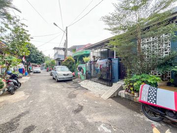 Rumah 2 Lt Asri di Depok 15 Mnt ke RS Citra Medika Harga Nego J-24643