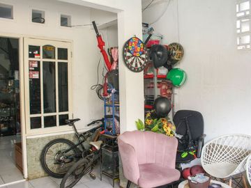 Rumah 2 Lt Asri di Depok 15 Mnt ke RS Citra Medika Harga Nego J-24643