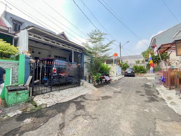 Rumah 2 Lt Asri di Depok 15 Mnt ke RS Citra Medika Harga Nego J-24643
