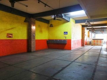 Dijual Cepat!  Resto Siap Pakai d Depok