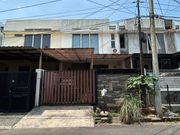 Rumah Strategis Akses Dekat Stasiun dan Terminal di Kalideres J-27782
