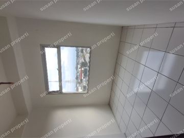 disewakan unit kosongan 2 bed room lt rendah bulanan grand asia afrika