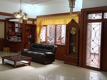 Rumah Mewah Cluster Arcamanik dijual cepat Negotible