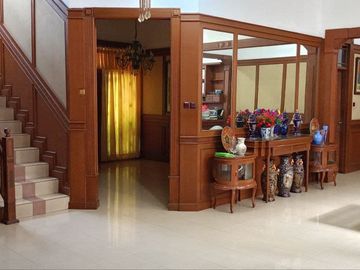 Rumah Mewah Cluster Arcamanik dijual cepat Negotible