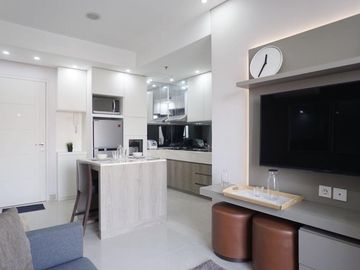 Disewakan Apartemen Trivium 2br Bagus dan Strategis dekat Pintu Tol