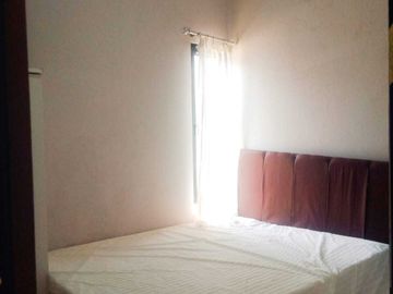 Rumah strategis jalan utama dekat Summarecon crown gading