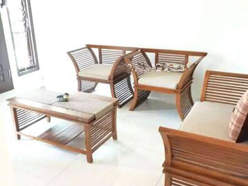 Rumah Modern Siap Huni Di Istana Regency