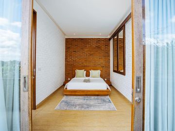 Luxury Spacious 4 Bedrooms Villa Canggu