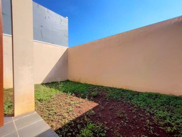 Rumah Baru Siap Huni di Taman Persada Ciwastra SHM