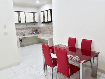 Disewakan Rumah Volta Gading Serpong Scientia semi furnish Murah