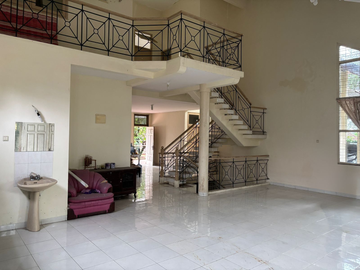 JUAL MURAH VILLA 10 KAMAR DI CIPANAS