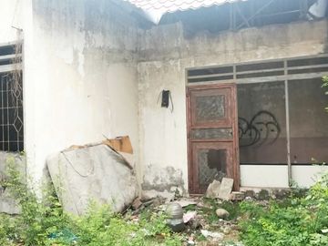 Tanah + Rumah Lama Kompleks BPH Alauddin Makassar