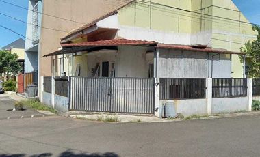 Rumah Hoek Cluster Catalina Gading Serpong Tangerang