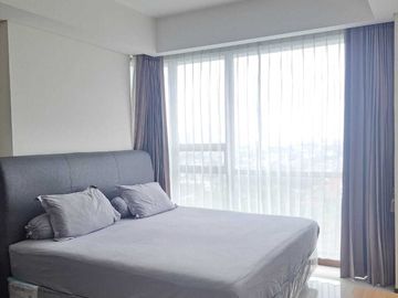 Disewakan The Saint Moritz Penthouses & Residences Private Lift
