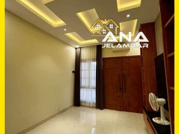 ANA RUMAH BARU UK 7X20M DI KOMPLEK DUTA MAS JELAMBAR