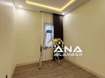 ANA RUMAH BARU UK 7X20M DI KOMPLEK DUTA MAS JELAMBAR