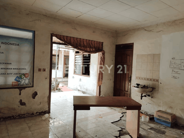 Tanah Dan Bangunan Luas Di Bangunan Barat Kayu Putih S7470