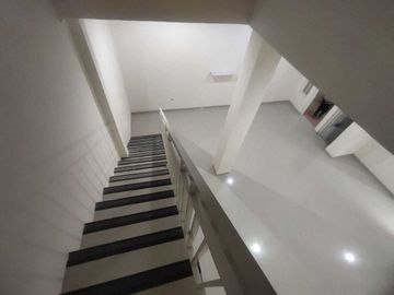 Kontrakan Rumah Cluster Cantik Dekat Kampus UMS dan Hotel Alana