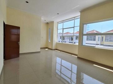 Disewakan Villa Mewah Siap Huni Di Komplek Greenpark Cluster Olive