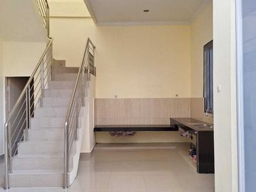 Disewakan Villa Mewah Siap Huni Di Komplek Greenpark Cluster Olive