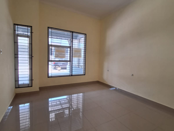 Disewakan Villa Mewah Siap Huni Di Komplek Greenpark Cluster Olive