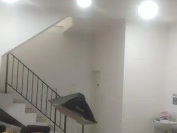 Di Jual / Disewakan Ruko 3 Lantai Lokasi Strategis di M kahfi, Jaksel
