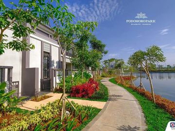 RUMAH DIJUAL DI BANDUNG MODERN MEWAH 2LT TEPI DANAU EXIT TOL BUAHBATU