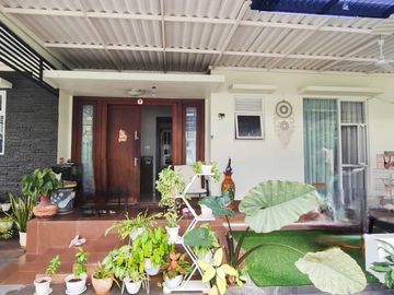 Dijual Rumah BSD Versailles Semi Furnish Rapi Tangerang Selatan