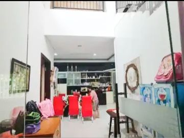 Dijual Rumah BSD Versailles Semi Furnish Rapi Tangerang Selatan