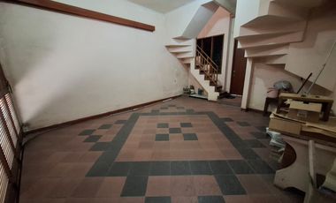 YA003 JUAL RUMAH AREA MULYOREJO, DHARMAHUSADA PERMAI, LUAS 240, NEGO