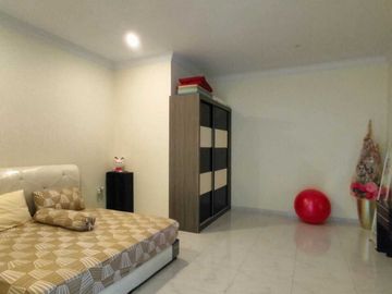 Rumah Hook Cantik di Bukit Indah Sukajadi dekat Taman Golf Residence