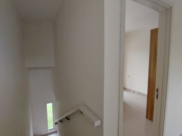 Rumah Renov Cluster Elysia Lt. 160/130 Suvarna Lavon Cikupa Tangerang