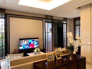 RUMAH MODERN MEWAH 2 LANTAI DEKAT KAMPUS TELKOM TOL BUAH BATU BANDUNG