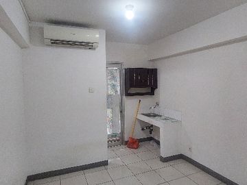 Sewa cepat apartemen greenbay pluit studio kosongan 1ac