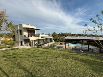 Venta Casa Premium 2000m² Zona Norte