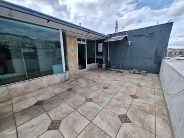 VENTA DEPARTAMENTO DUPLEX SECTOR GASPAR DE VILLAROEL