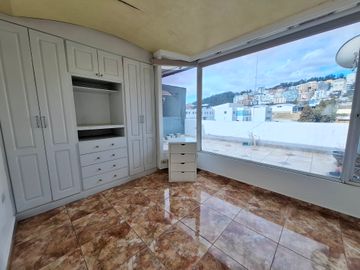 VENTA DEPARTAMENTO DUPLEX SECTOR GASPAR DE VILLAROEL