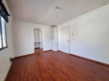 VENTA DEPARTAMENTO DUPLEX SECTOR GASPAR DE VILLAROEL