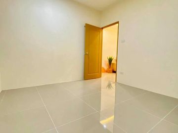 FOR SELL Townhouse/Townhome  Baan Samphan Villa Lamlukka Klong 3 BTS-Ekkamai CX-133012