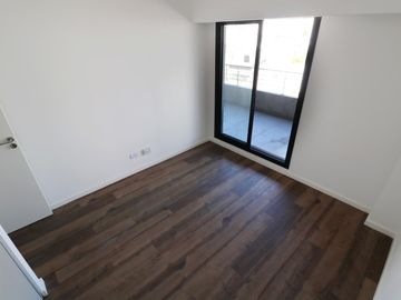 VENTA DEPARTAMENTO DE 3 AMBIENTES - FLORES - BALCON - VISTA ABIERTA - FULL AMENITIES - A ESTRENAR!