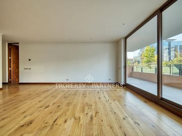 Una oportunidad única de vivir el lujo en el corazón de Vitacura: -  Edificio Praga